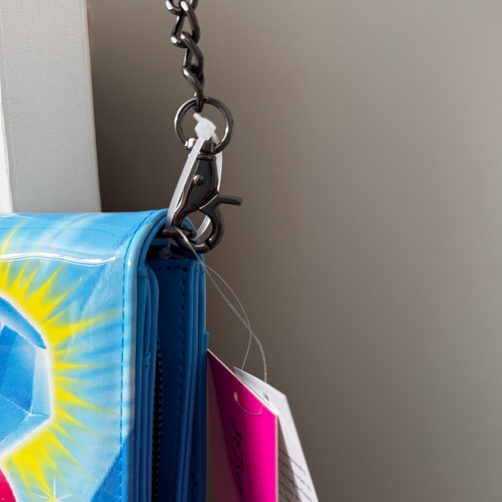 NWT🩵Betsey Johnson x Ring Pop Blue Limited Edition Convertible•Clutch/Crossbody - Picture 4 of 10